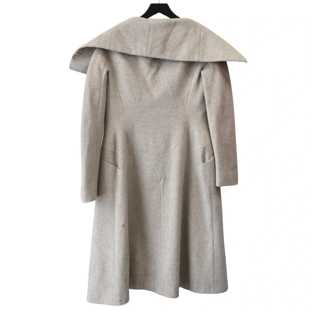 Alexander McQueen Oatmeal Cashmere Open Coat Size 44 / Approx. Medium